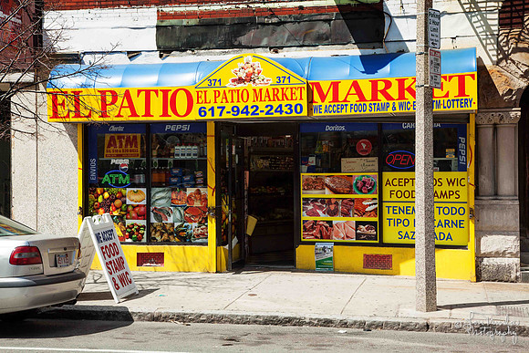 El Patio Market