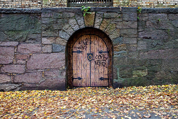 Secret Door, Jamaicaway